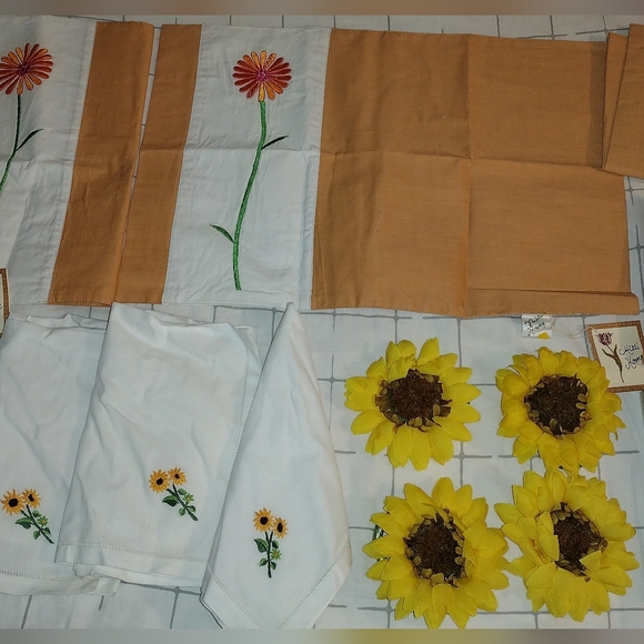 14 PC Thanksgiving Milli Home Placemats set Vintage - Picture 3 of 12